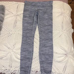 Wonder under mid rise lululemon leggings